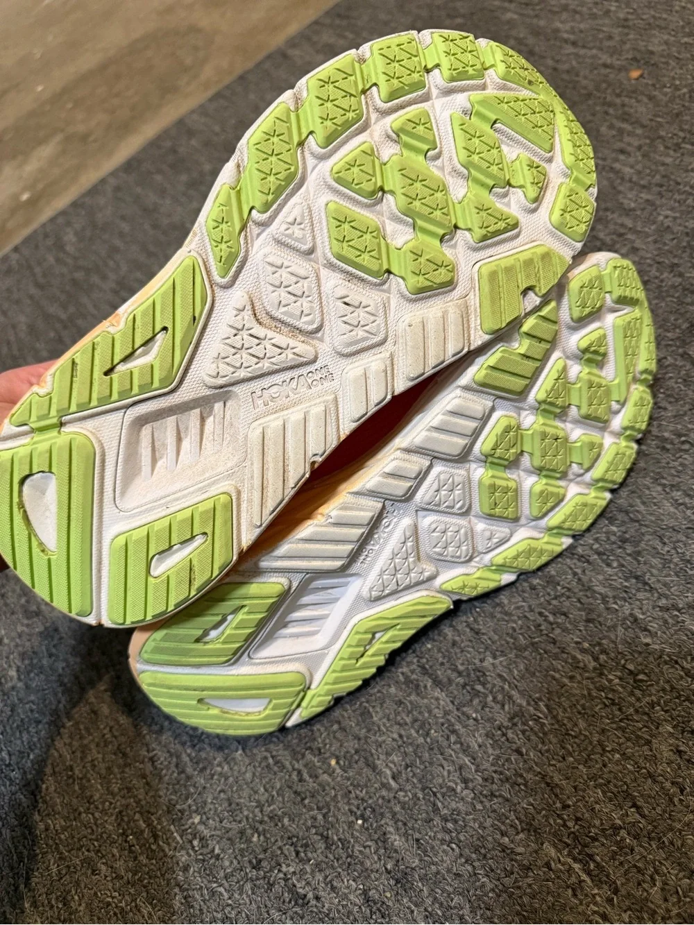HOKA Arahi 7 Women’s Size 10 Coral Orange Lime Green Running Shoes Sneakers